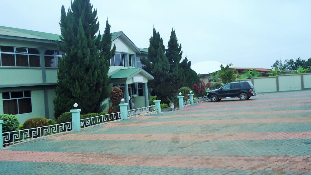 Wadoma Royale Hotel Kumasi Kültér fotó