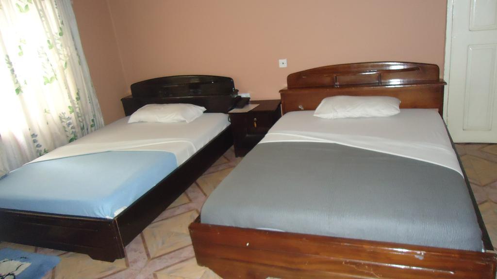 Wadoma Royale Hotel Kumasi Szoba fotó