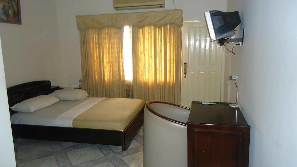 Wadoma Royale Hotel Kumasi Kültér fotó